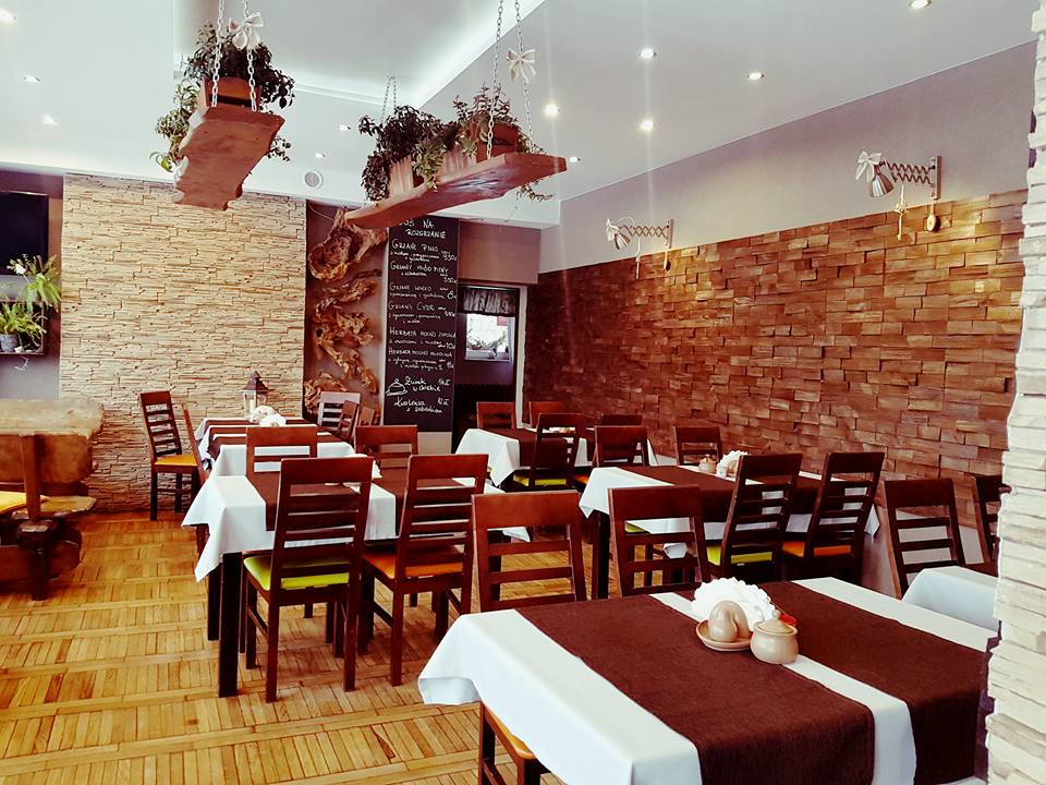 Restauracja Karat "Wiszące Tarasy"