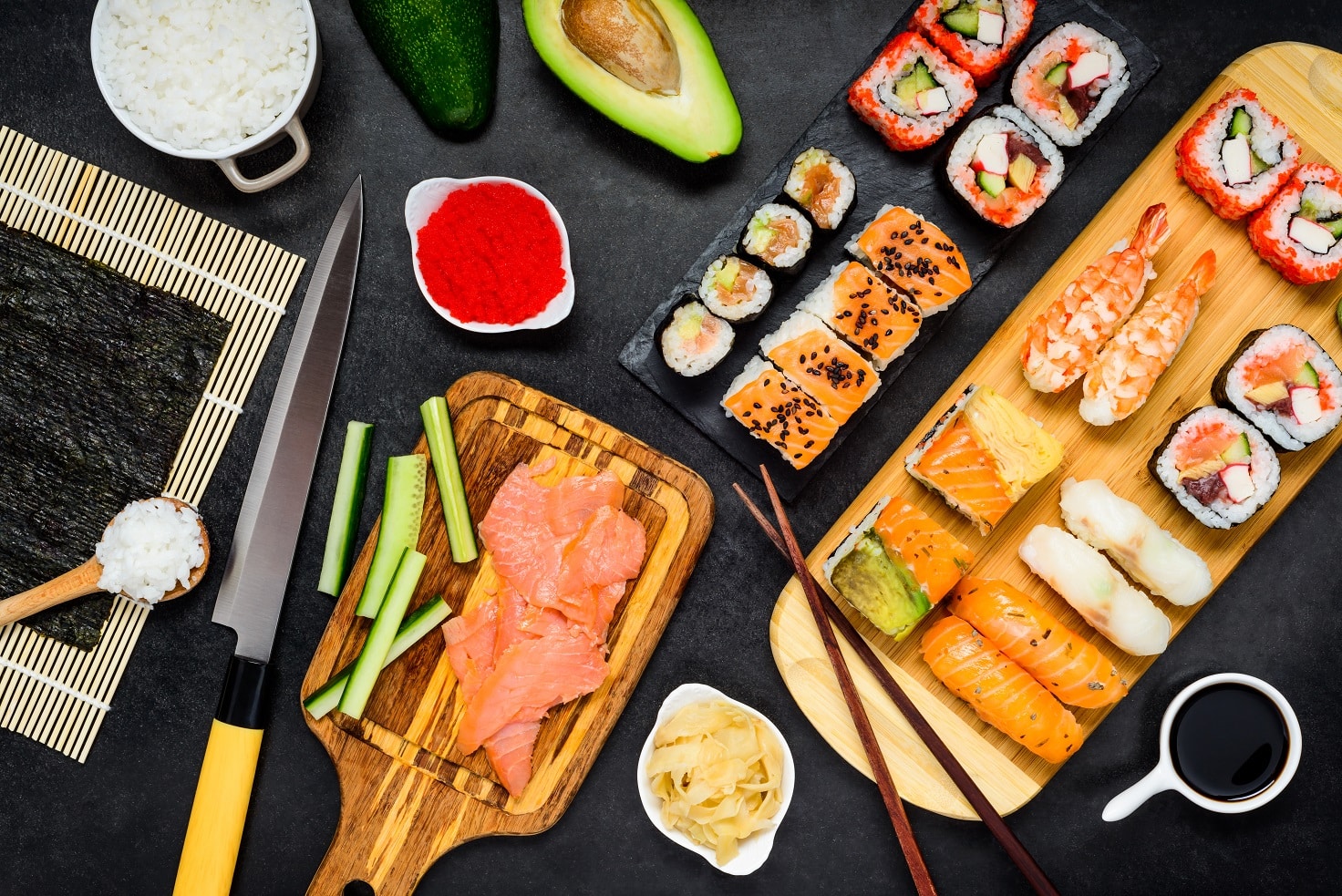 Catering sushi – w czym tkwi jego fenomen wśród firm?